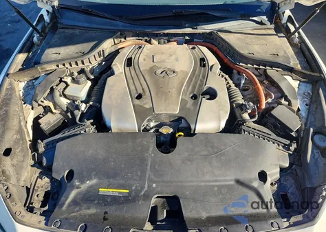 2015 Infiniti Q50 Hybrid Premium z USA, uszkodzony, nr VIN JN1AV7AP3FM790666